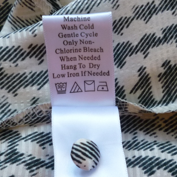 Coldwater Creek – Elegant Textured Blouse - Picture 7 of 8